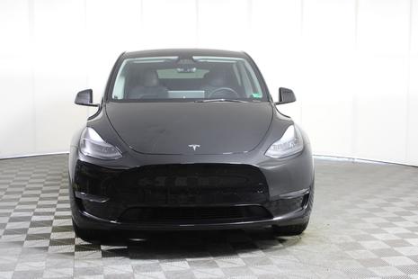 tesla model y 2025 7SAYGDEE6SA354636 image tesla model y 2025 7SAYGDEE6SA354636 image